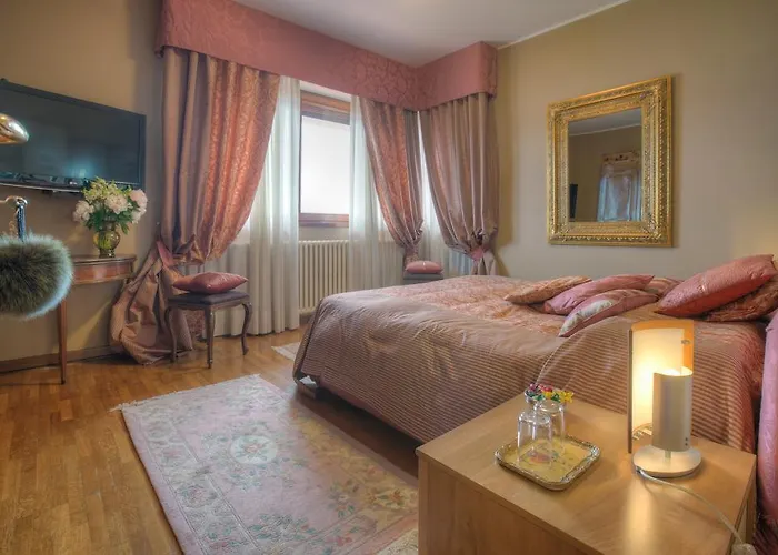 La Volpe Dorata Bed & Breakfast Stresa