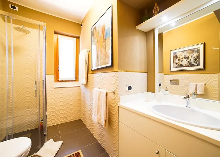 La Volpe Dorata 斯特雷萨